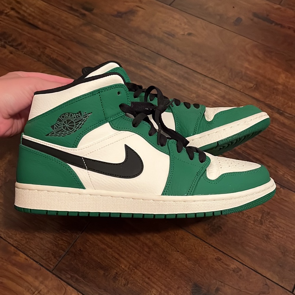2018 Air Jordan 1 Mid Pine Green Sneaker Shoe